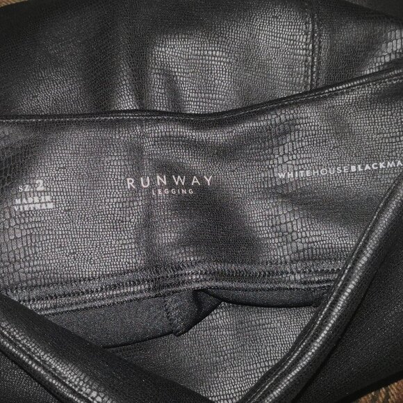WHBM Black Python Foil Print Runway Leggings Size 2R - Picture 7 of 7